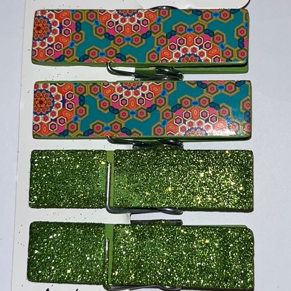 2 Packs of FRENCH BULL Decorative 4 Pc Clothespin Clip~Green Glitter-NEW - Picture 3 of 3